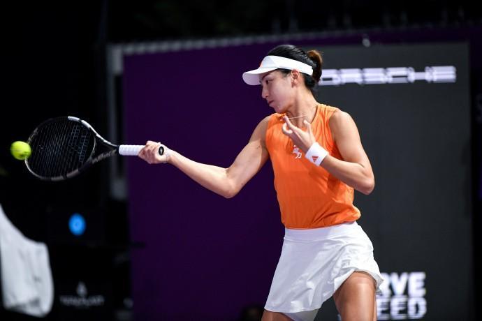 中国金花王欣瑜WTA1000迈阿密站第二轮大起大落中遗憾出局
         