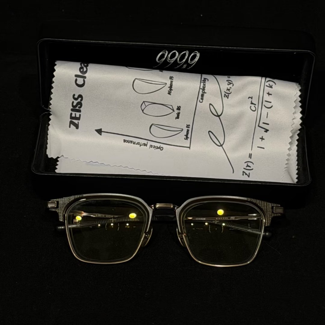 配眼镜 暴利 这么看的话，我就是个大傻子。 