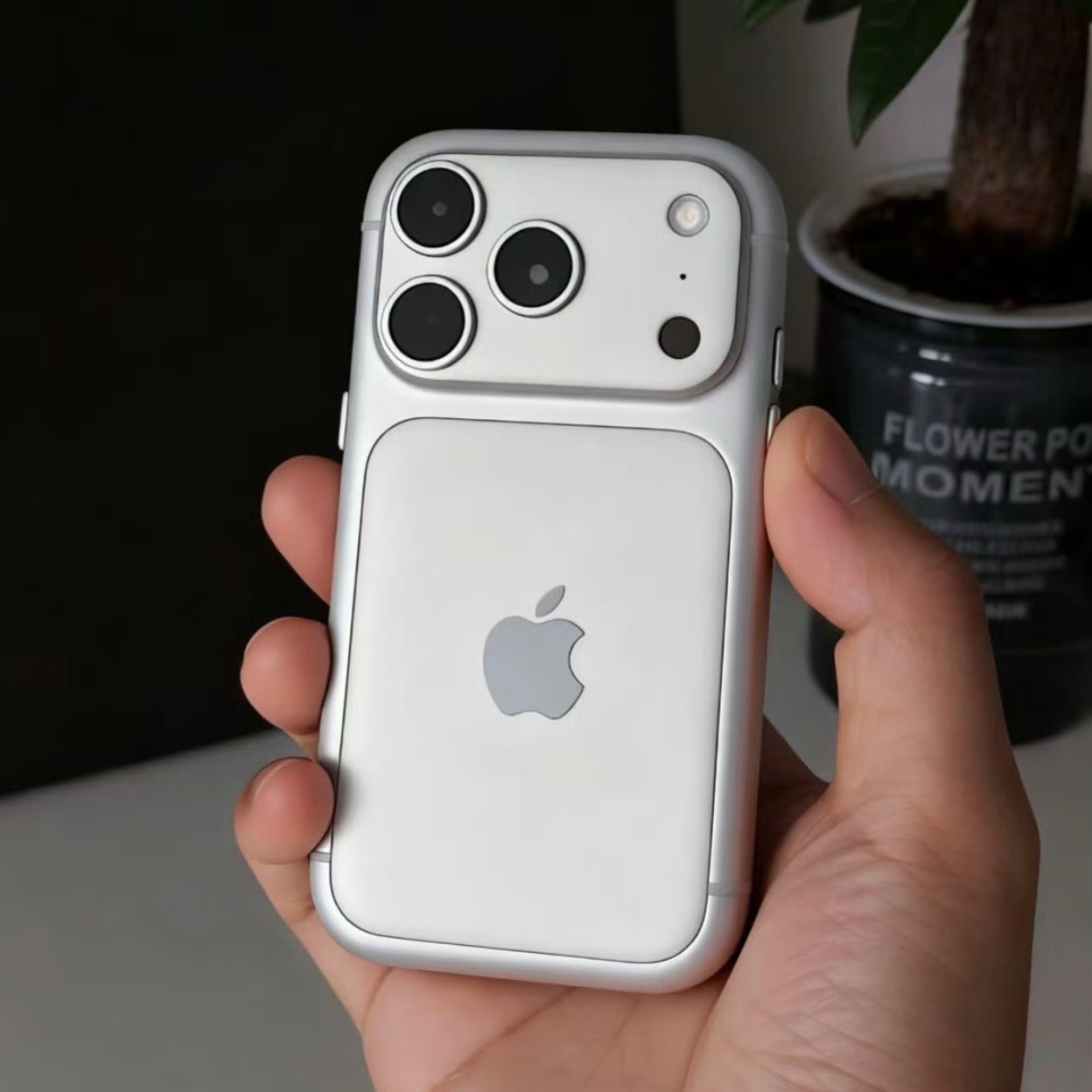 iPhone17Promini首曝只有我一个人很喜欢吗？我觉得这个外观非常适合我