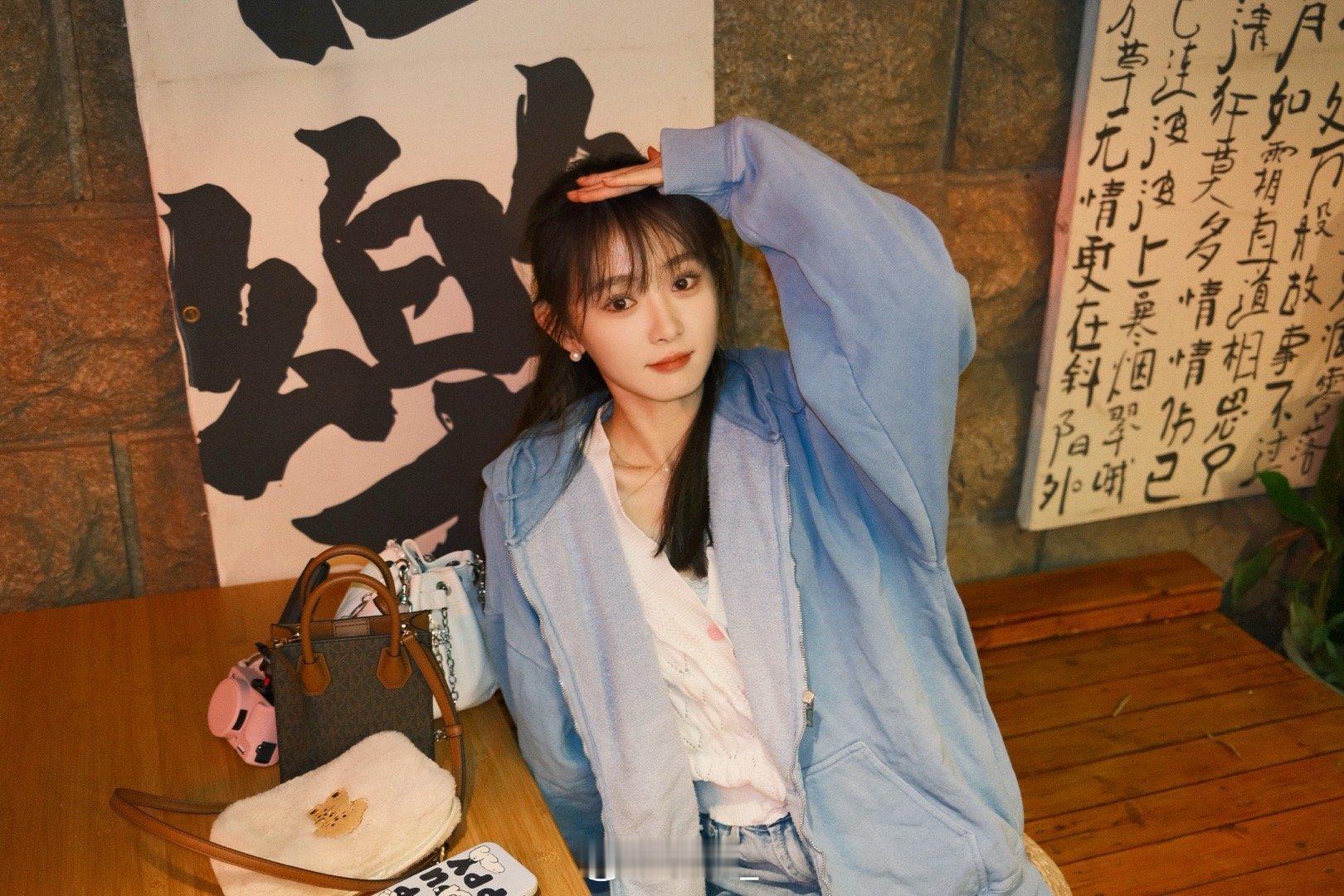 五月快乐！！新鲜照片🩵#小杨不打烊##陪你过五一# ​​#五一随手拍# ​​​