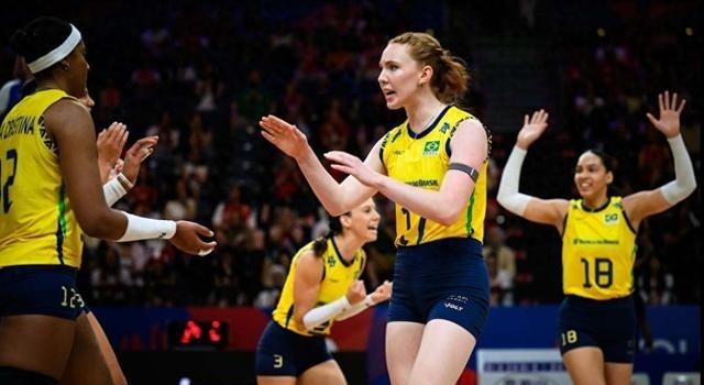 3-1，世联赛积分榜再次更新，仅仅20分钟，中国女排跌出前五

巴西女排轻轻一发