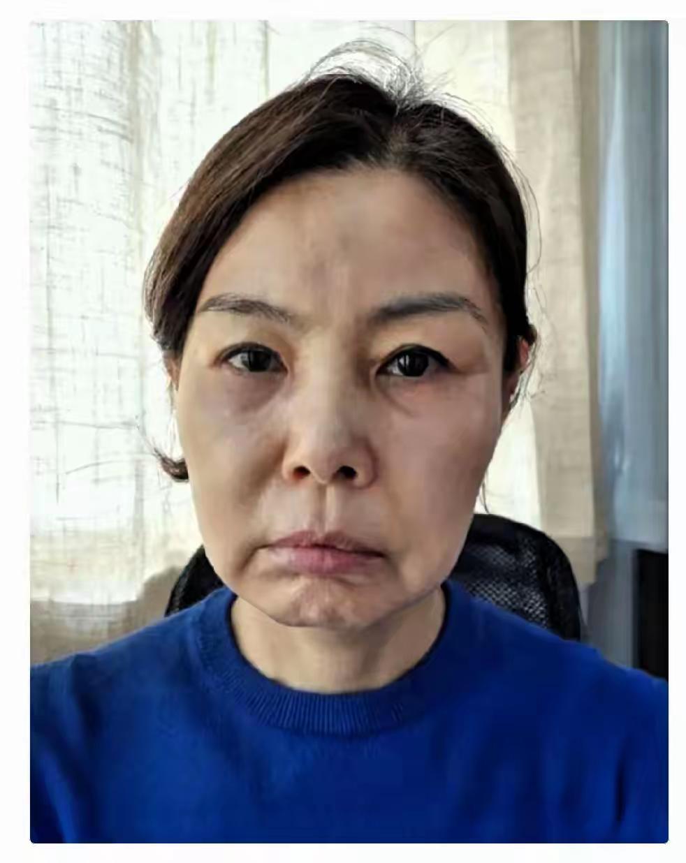 女人千万不要过度存钱！

​我同事今年47岁，手里存了将近80万，她一个月工资六