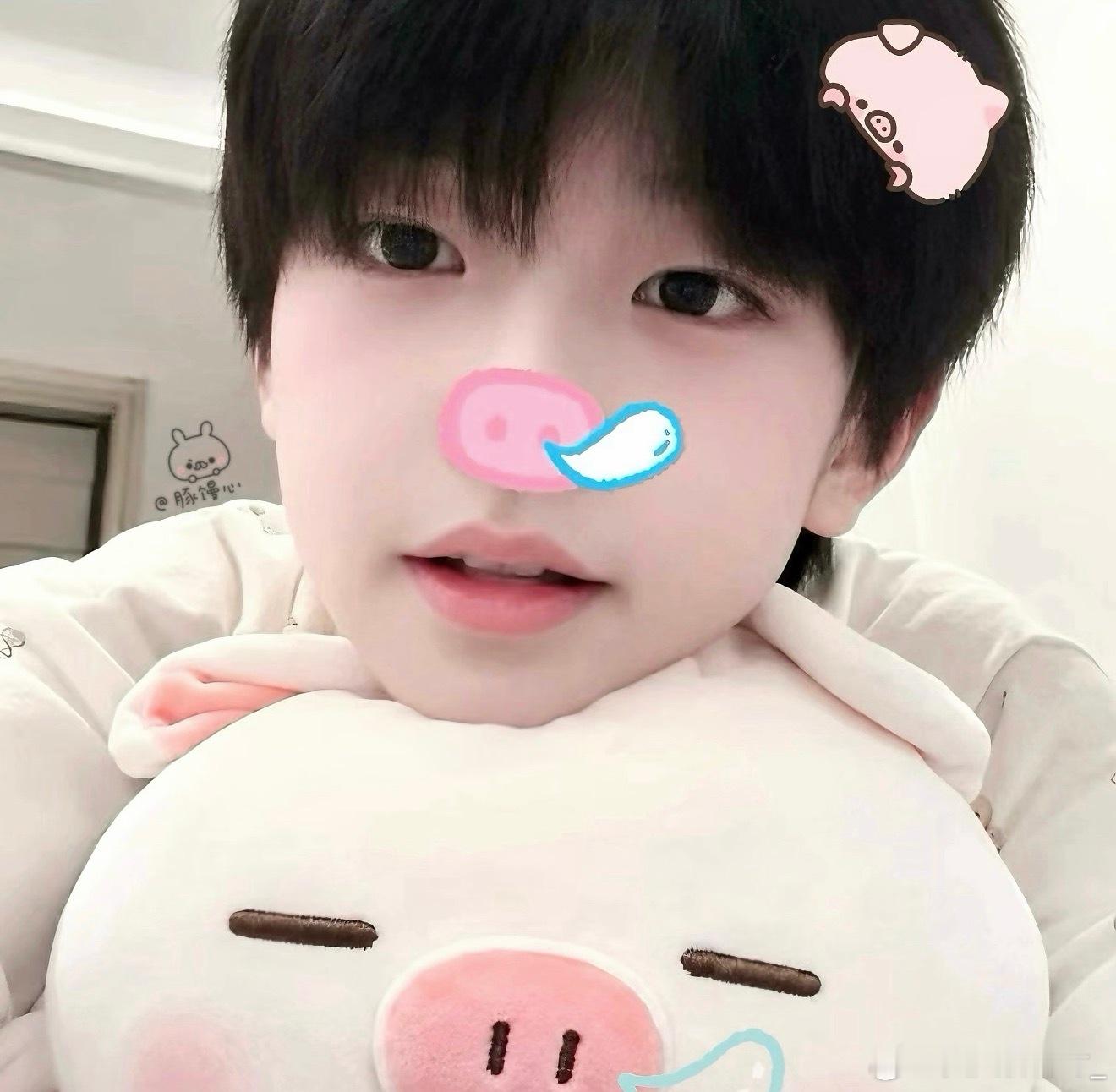 🫐挂两只情侣猪🐽🤏🫐hi我是绵绵冰，铁血产孝女，全宇宙op橹穆⁺๑⃙⃘₊