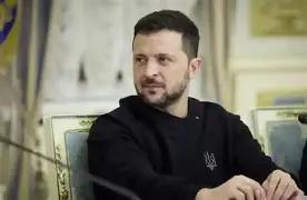 为什么乌克兰都快打亡国了，也不愿投降？说白了，乌克兰不投降，核心就两点：一是泽连