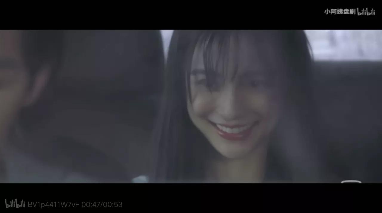 杨颖不是没演技，是没找对戏路，她不应该拍爱情偶像剧，她应该拍恐怖剧。
整了一个微