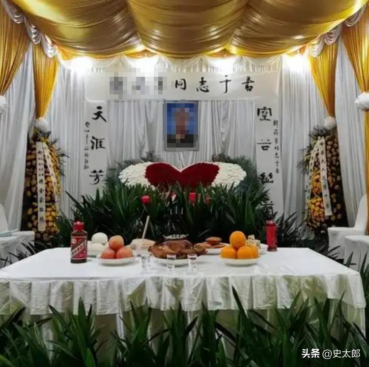 人死了真的就啥都没了！我朋友的公公今年71岁，国庆假期第三天走的，10月12号本