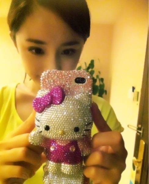 杨幂潮女爱用手机壳 杨幂一直是潮女啊，blingbling小猫🐱小兔🐰豹纹?
