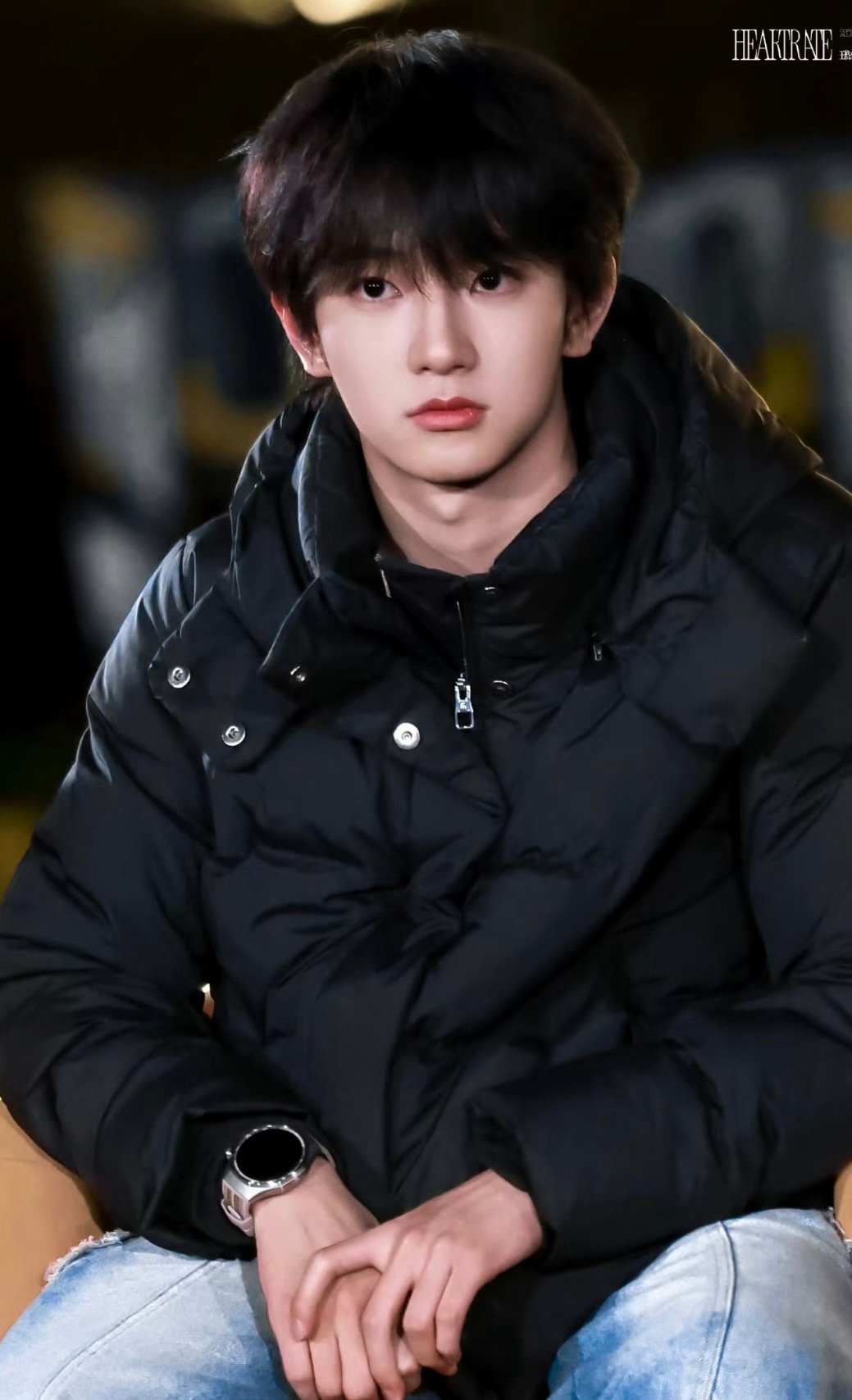 穆祉丞说成年前没节目一路披荆斩棘才来到今天穆祉丞走的每一步路都被见证！穆祉丞