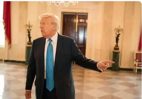 美以对伊朗的单边军事打击，成为北约走向瓦解的催化剂。此次行动未获联合国授权，也未