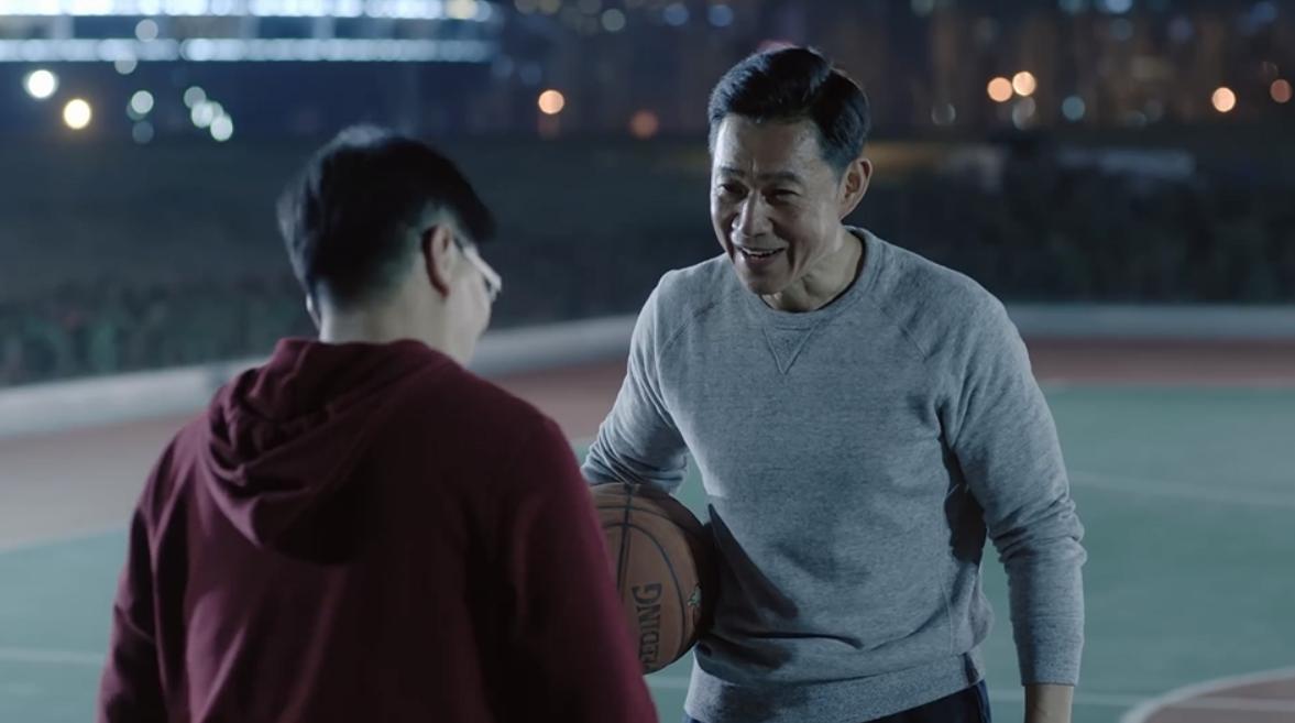 在电视剧《人民的名义》中，白秘书40多岁有点窝囊，还要帮沙瑞金拿水杯、打电话和收