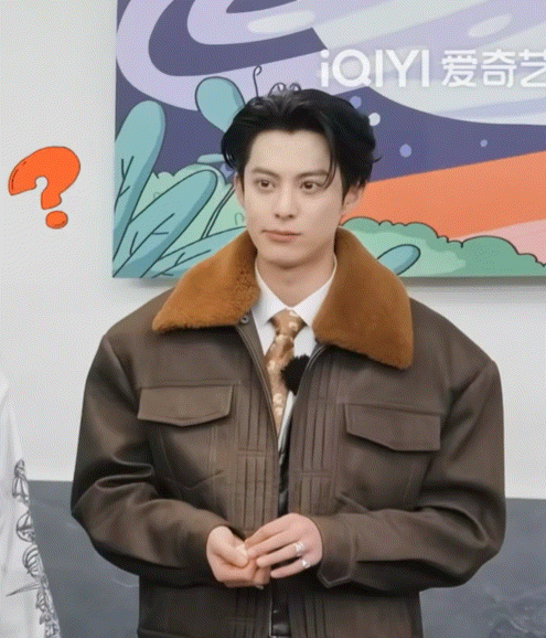 好可爱哦😭王鹤棣宇宙闪烁请注意