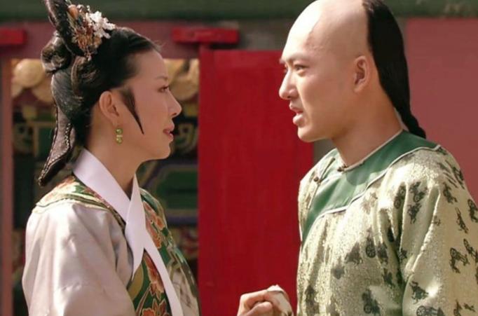46岁雍正翻牌侍寝，执意选择48岁的齐妃，面对太监“有25岁舒舒觉罗氏刚进宫”的