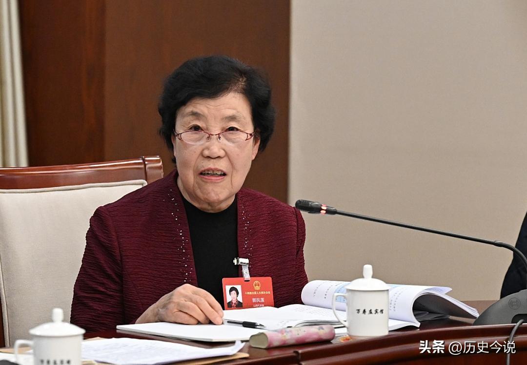 79岁郭凤莲为老农发声：从铁姑娘到乡贤，乡土初心从未改
 
阅读此文前，诚邀您点