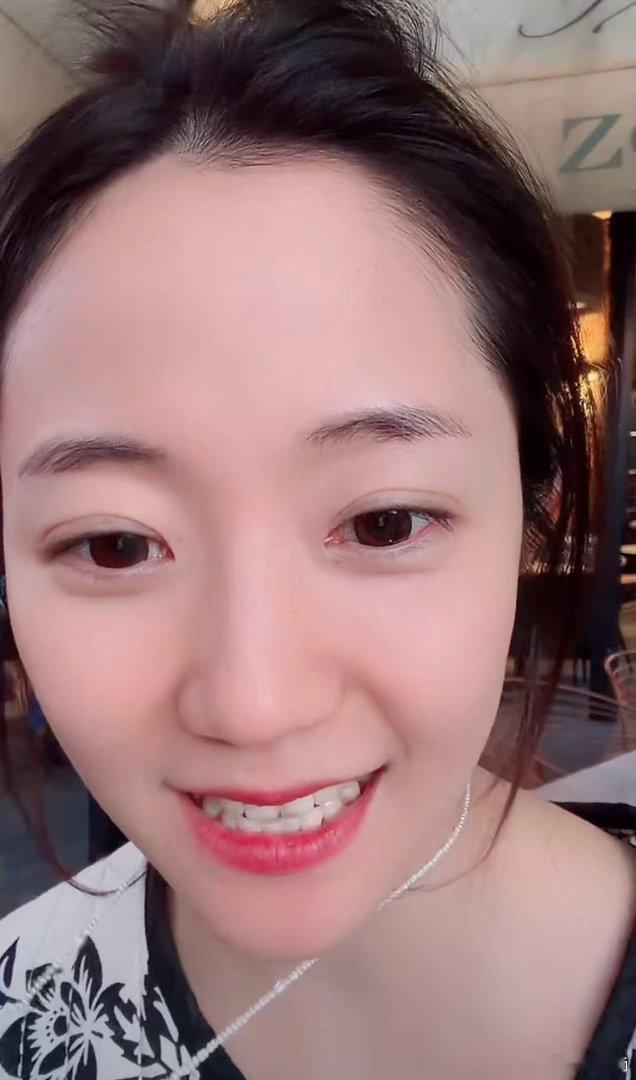 万千惠说姐姐当家上热搜都很负面万千惠说节目就想看姐姐的苦难 万千惠敢在小号说出这
