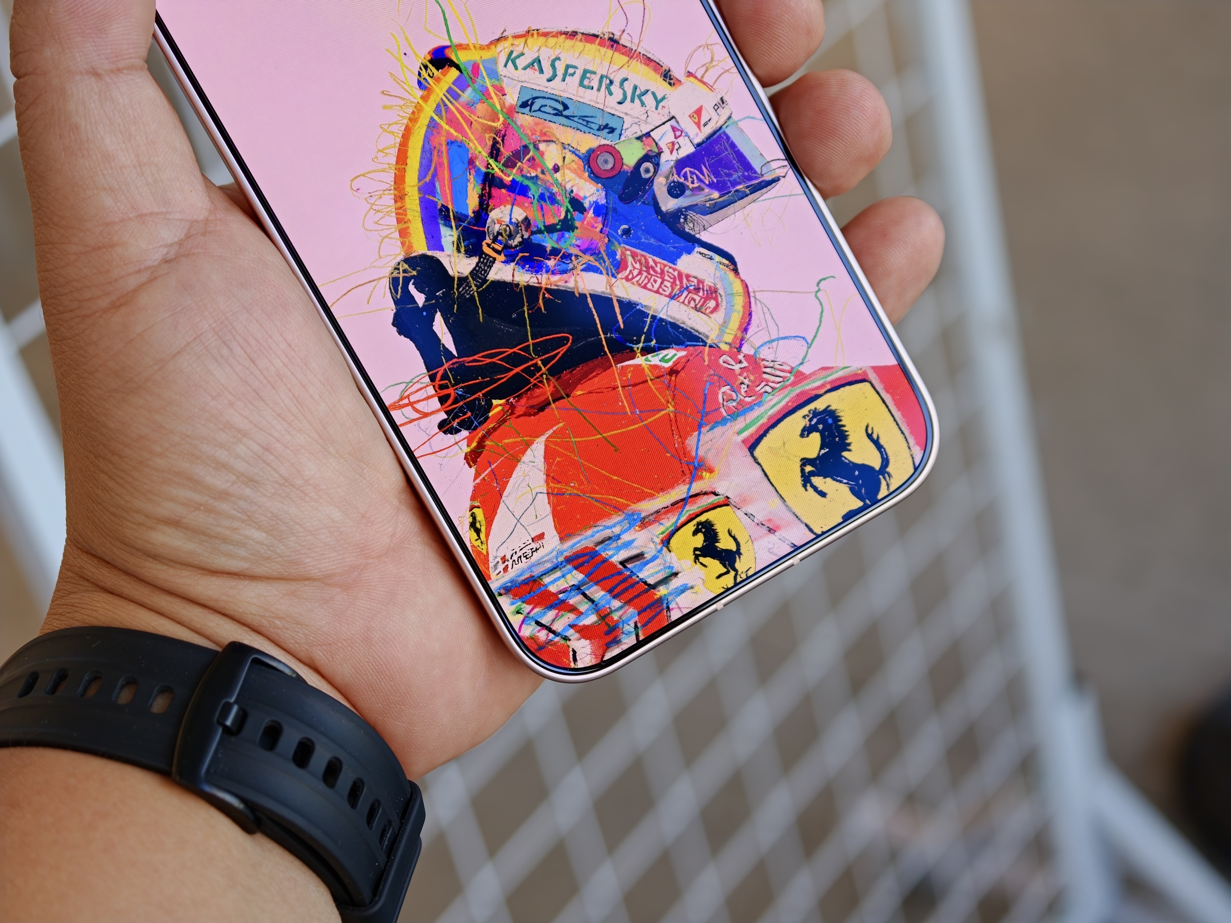 OPPO Find X10 出厂自带原厂AR膜？这种膜亮屏高透还防反光，息屏看黑