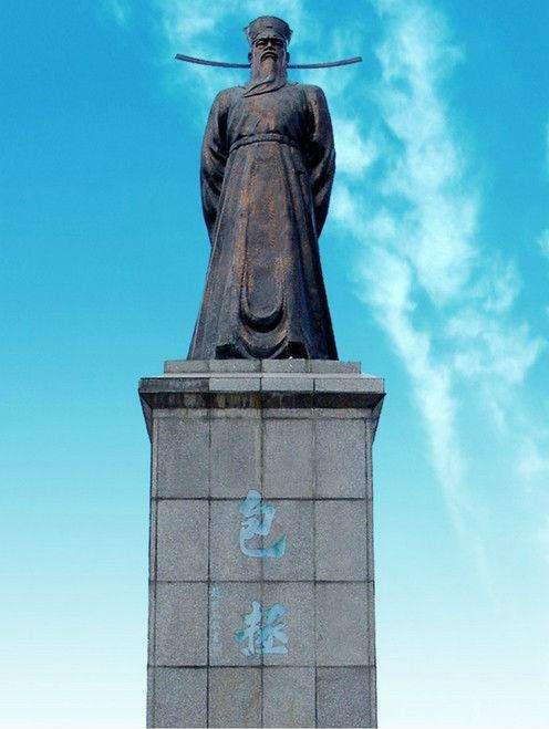 农历七月十三日恭迎阎罗天子包青天诞
包青天的故事在民间传播非常广，几乎所有的老百
