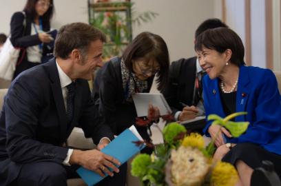 法国总统马克龙发表动态祝贺高市早苗赢下大选，法国正在考虑跟日本进行深化合作。
 