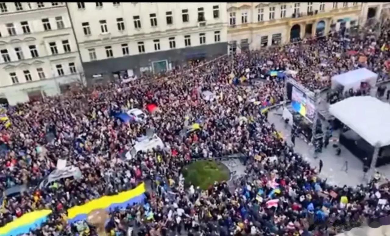 乌克兰反攻开始了，民众沸腾了!

The Ukrainian counterat
