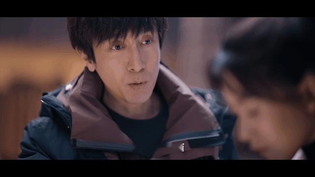 #文咏珊抽巧克力棒#文咏珊这次解锁的新角色很有神秘感，在藏海花这部剧中所饰演的张