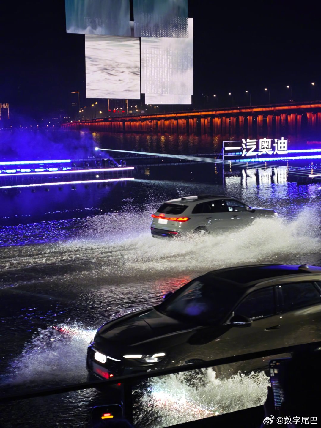 全新奥迪Q5L 售价309800元起 带混动版本 华为乾崑智驾这车是从水上开出来