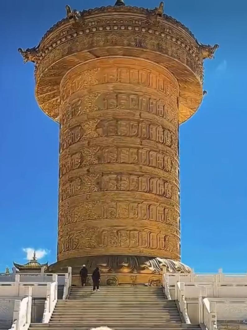 萬水千山各一方，
天南海北各自忙，
互相惦念常問好，
不見容顏留墨香，
感恩緣分