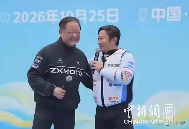 先说湖南怀花麻阳县县委书记寥园熈10月25日被张雪机车老总张雪及团队抛入河中共游
