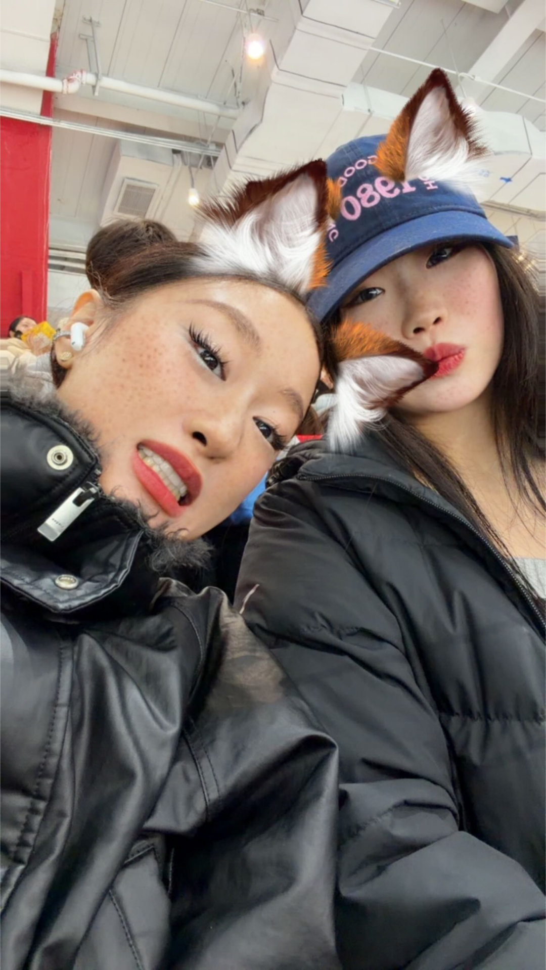 霏霏神奇地集齐了00后、05后和10后爱用自拍视角＆滤镜🤳 