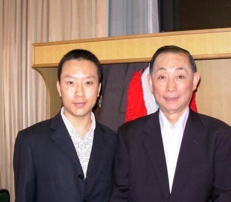 一次央视晚会上，主持人告诉李玉刚，梅葆玖就坐在台下。结果李玉刚说了一句话，气得梅