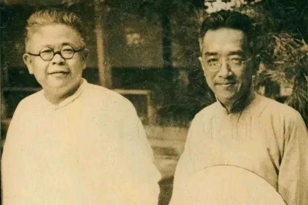“胡适这个人，一点学问没有，赶紧滚下去”，1917年胡适初到北大任教，却被学生怒