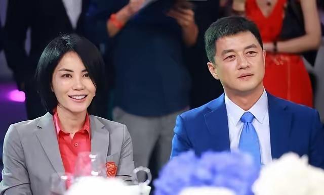 李亚鹏这辈子做得最正确的事情就是创办了嫣然天使儿童医院，这是一个功德无量的善举，