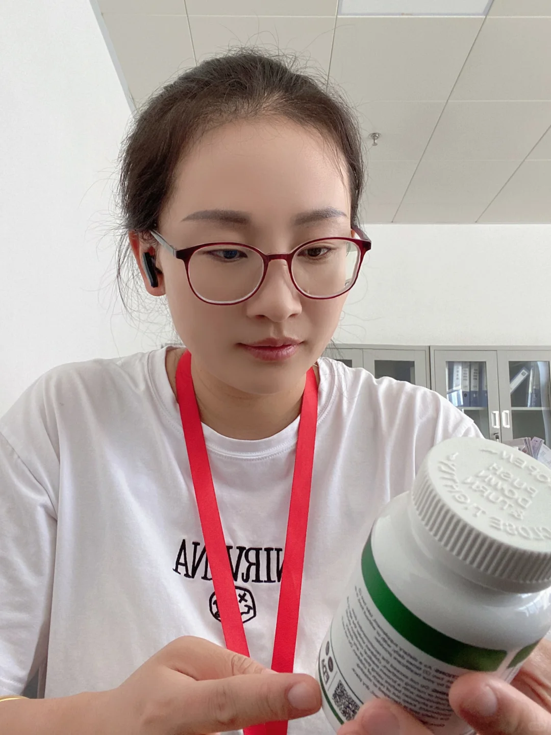 频繁吃护肝胶囊之后，发现没班味儿了