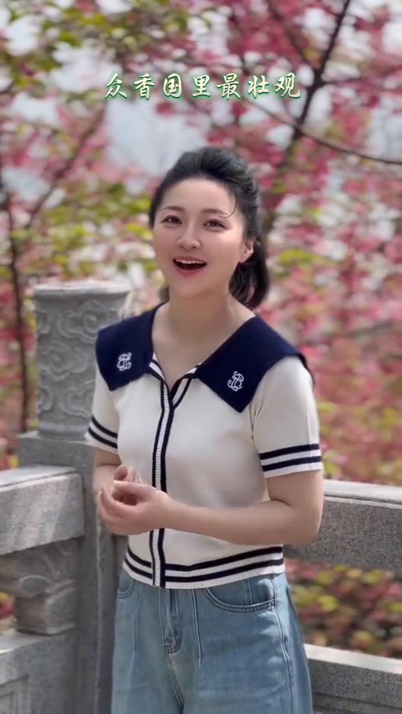 牡丹之歌。
百花丛中最鲜艳，众香国里最壮观。有人说你娇媚，娇媚的生命哪有这样丰满