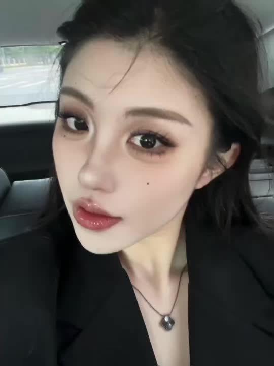 好想把这些乱七八糟鸡毛蒜皮的事都发给你呀