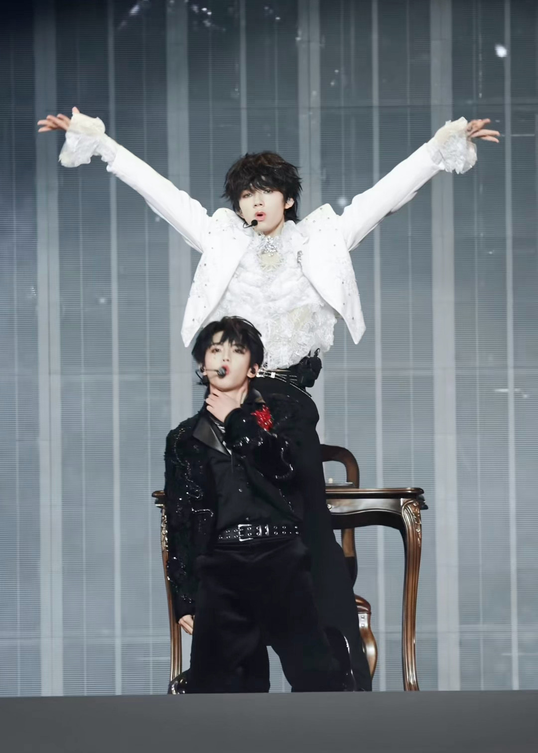 内娱跨代第一美帝👉 橹穆