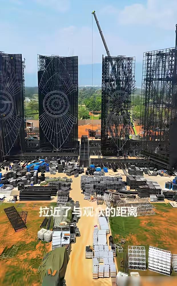 华晨宇10个亿的火星乐园，一夜之间变成废铁。为保住抚仙湖。国家投资了几十亿拆迁了