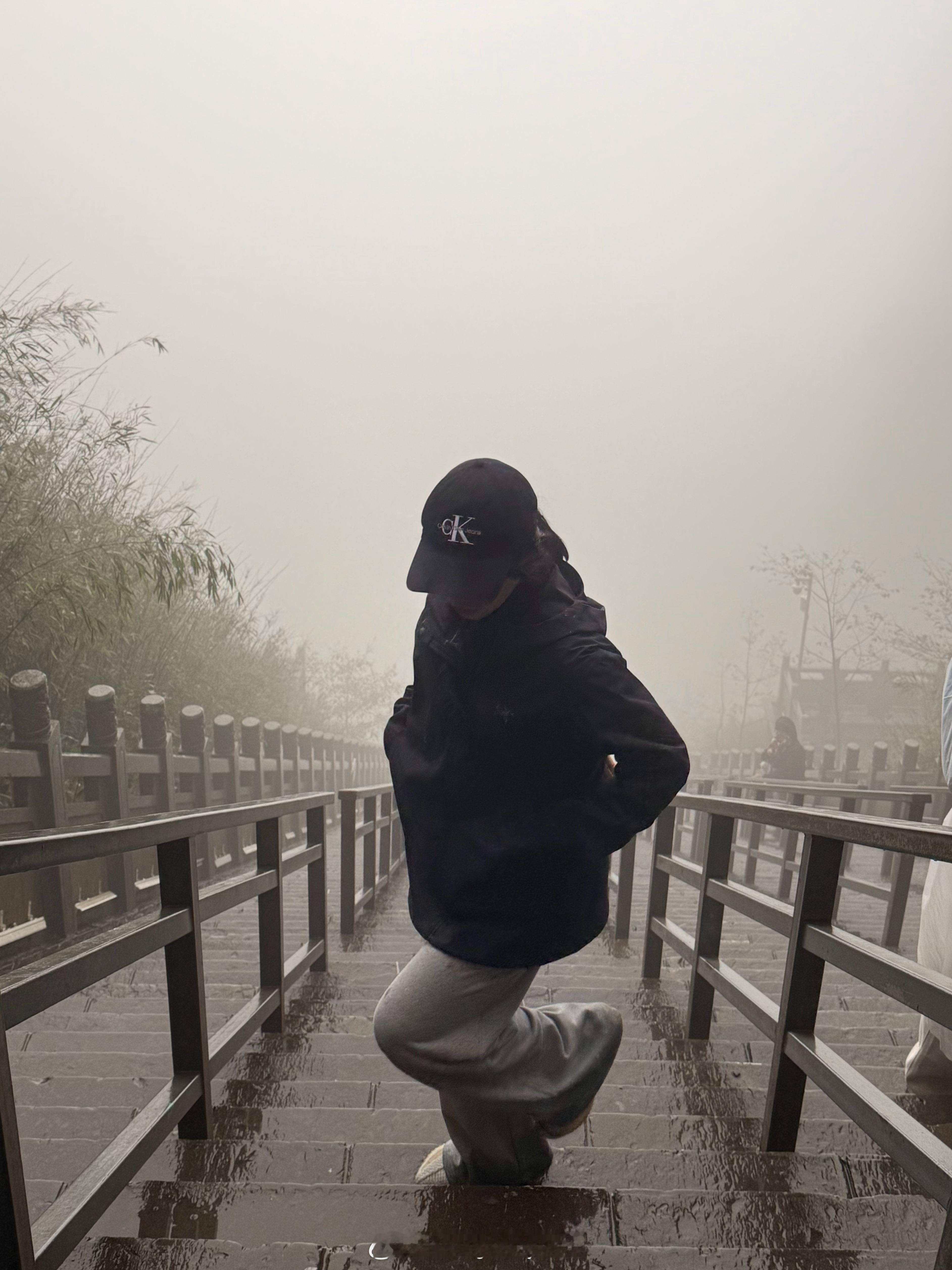 先爬为敬  ​​​