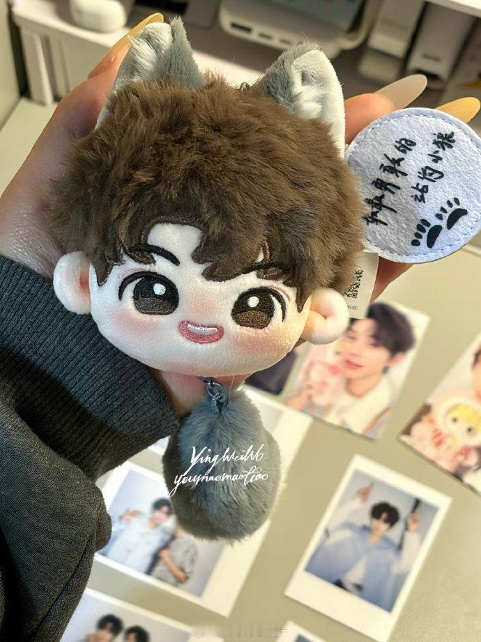 刘耀文最最勇敢的站岗小狼 刘耀文手写团子卡萌晕了！！谁是最最勇敢的站岗小狼呀~