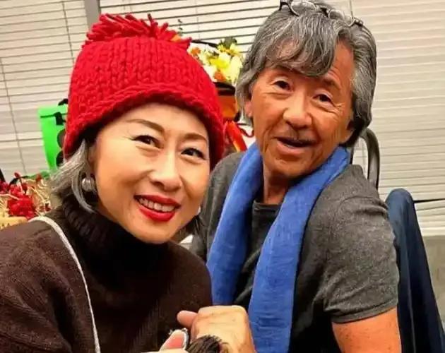 林子祥与叶倩文，宛如乐坛两颗璀璨星辰，在时光长河中携手走过了30年恩爱岁月。14