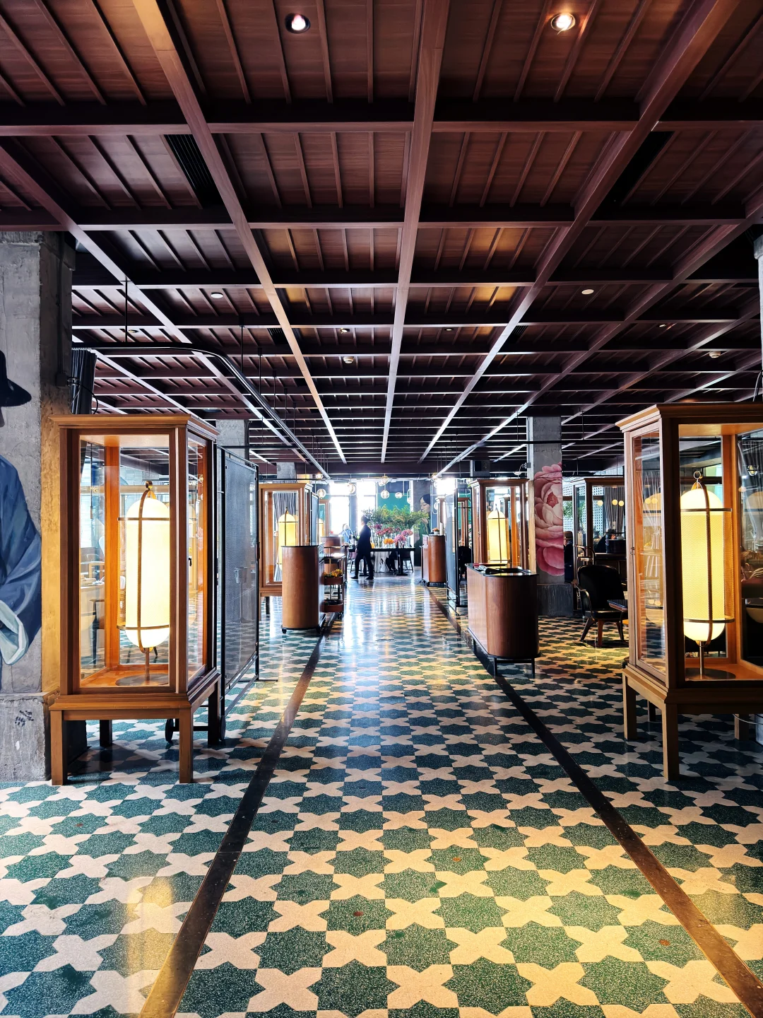 餐厅周是装修人的乐园