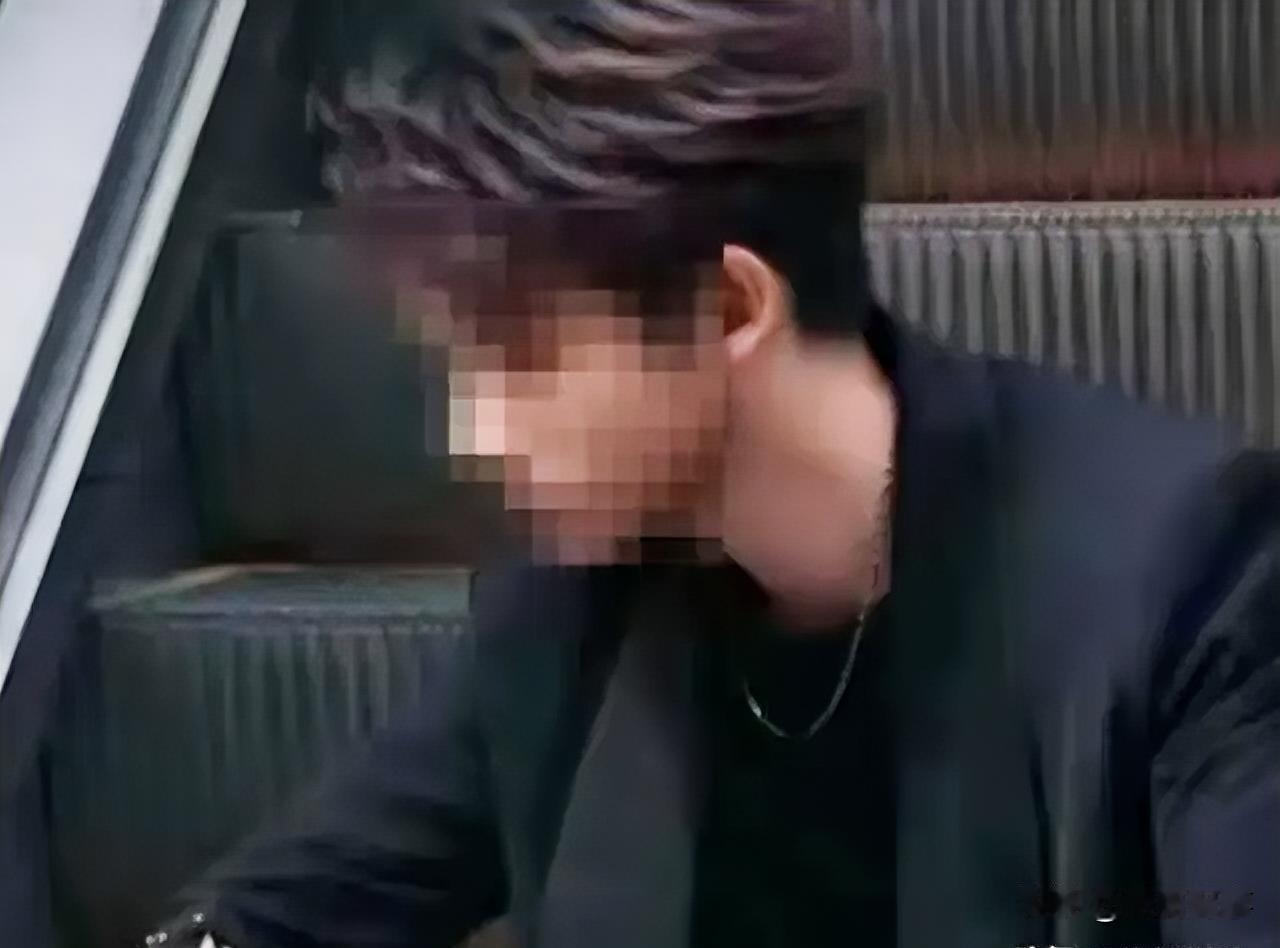 比电视剧还精彩！安徽，妻子瞒着丈夫打赏男主播391万余元，期间还专门飞到成都和对