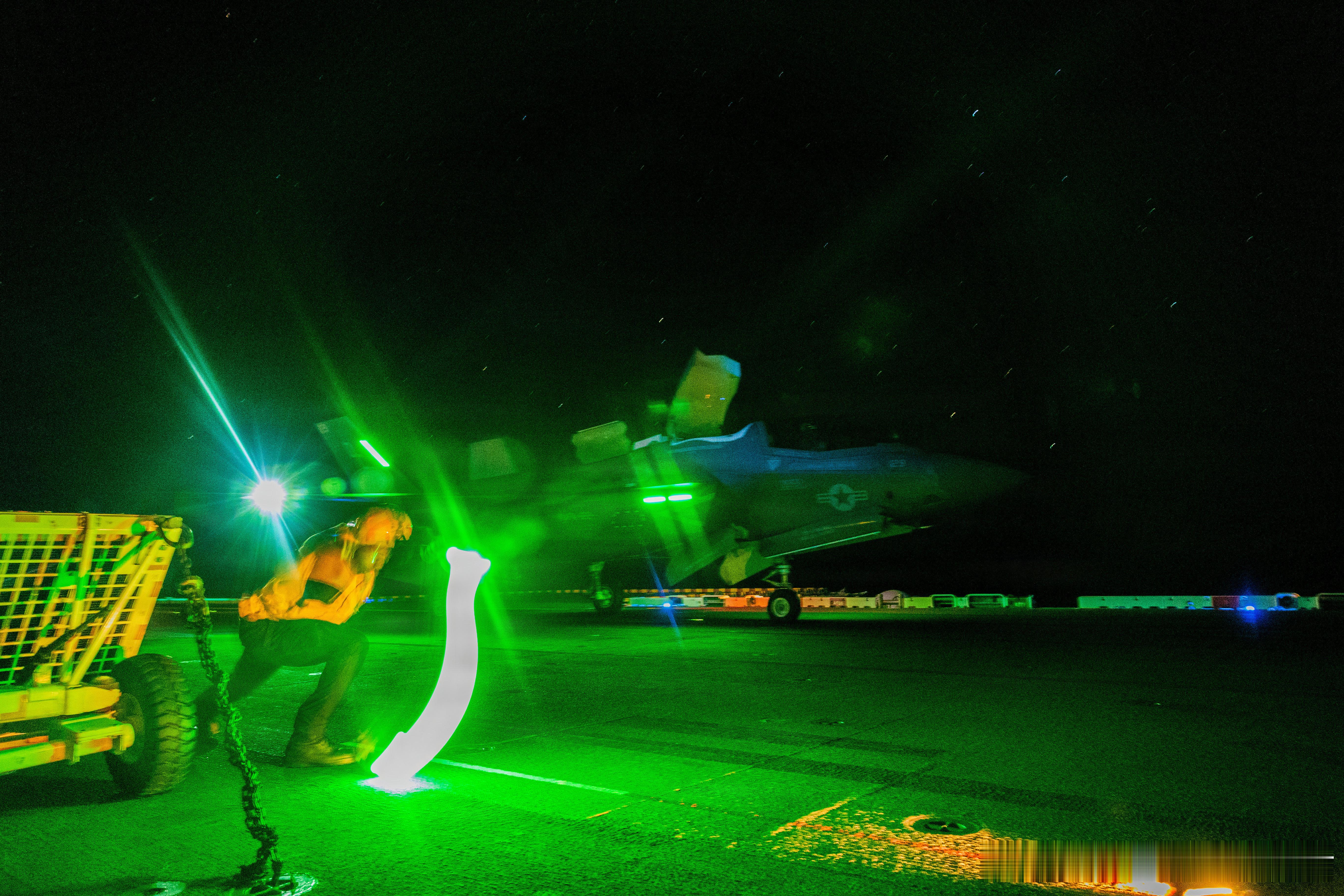 2025年12月11日，太平洋，USS Boxer (LHD 4) 