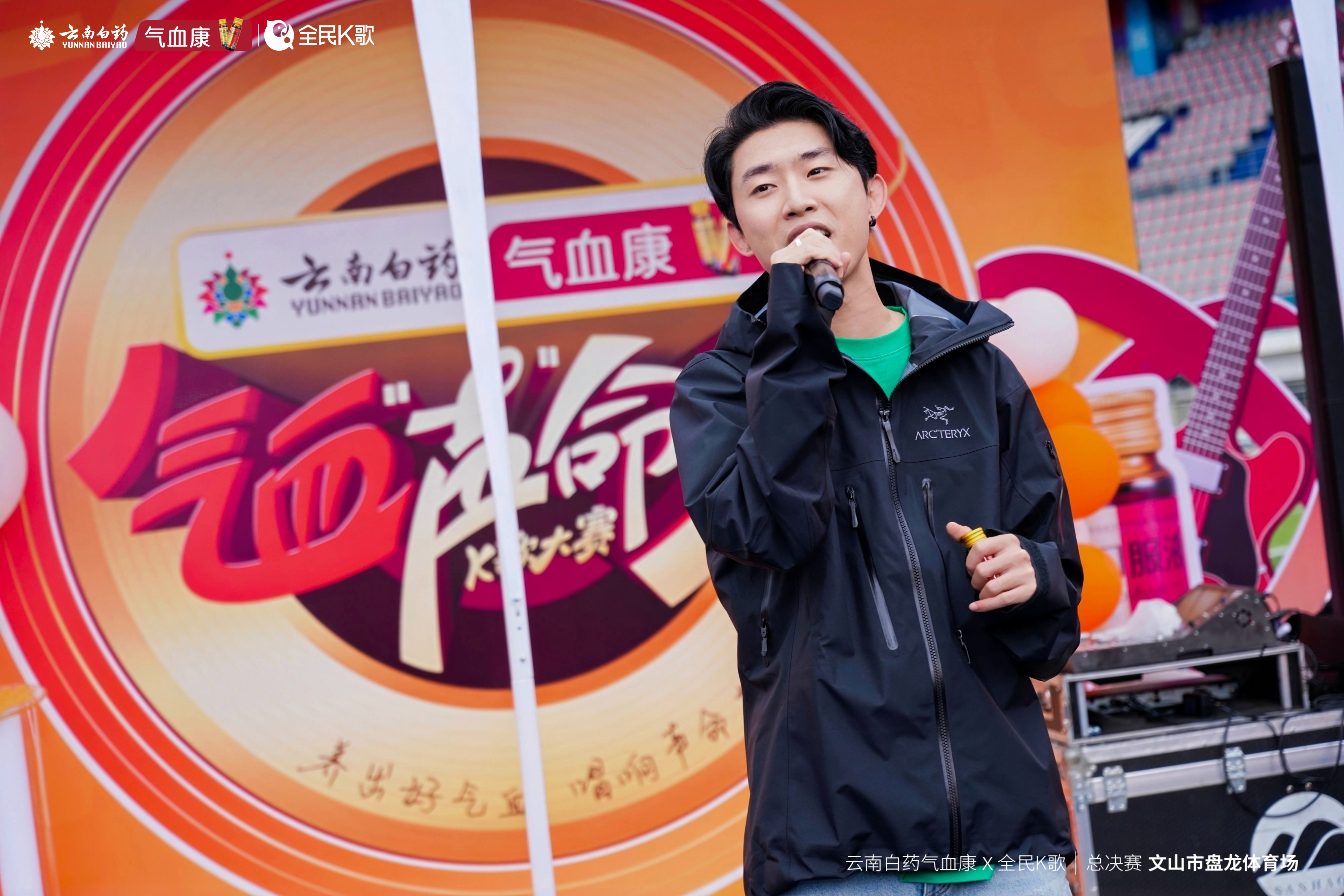 作为一个声音工作者平时我做很多解说主持工作我觉得最影响声音状态的就是气息力量我在