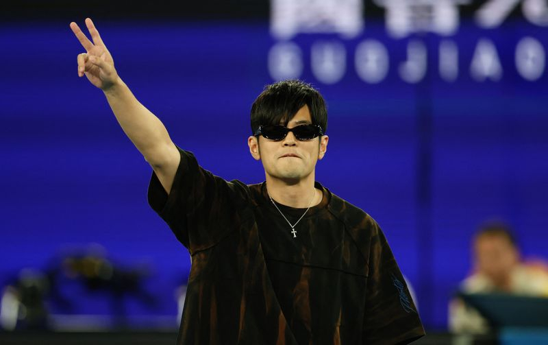 循环了一早上。我最喜欢女儿殿下，小女儿好可爱啊！往下就是淘金小镇、西西里、那天下