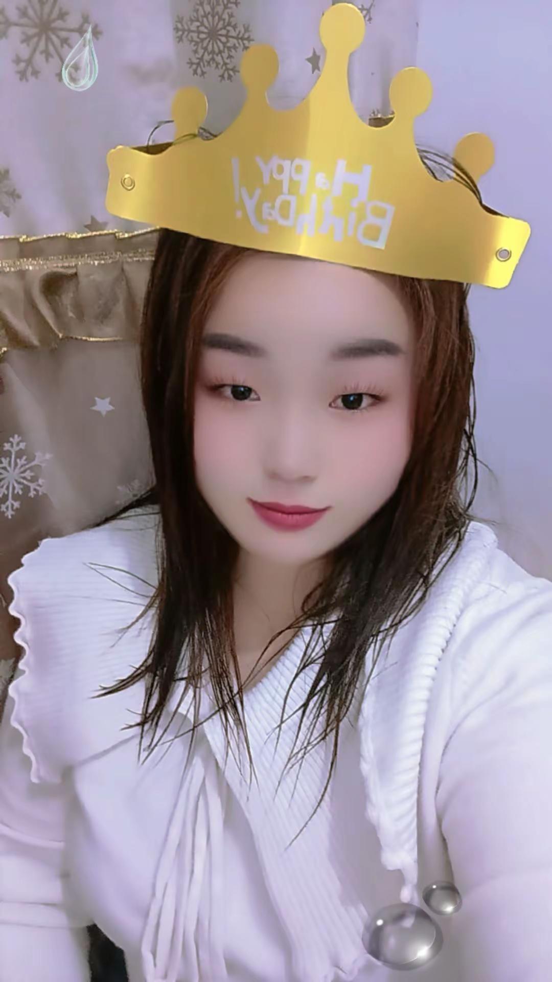 生日遇上了三八节岁月与女神节撞个满杯，这个特殊的日子，感恩父母，感谢家人，感谢生