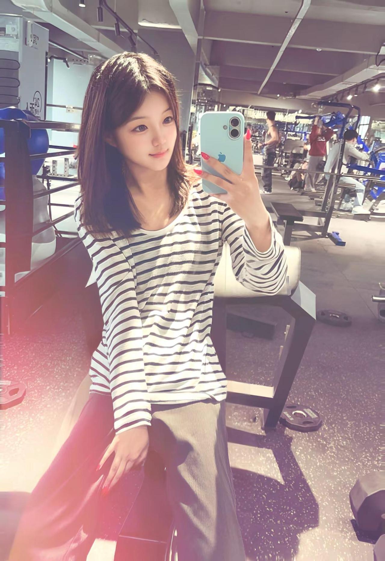 你为什么只喜欢我这种身材好性格好长相好的 她的早上好晚上好你是看不到吗