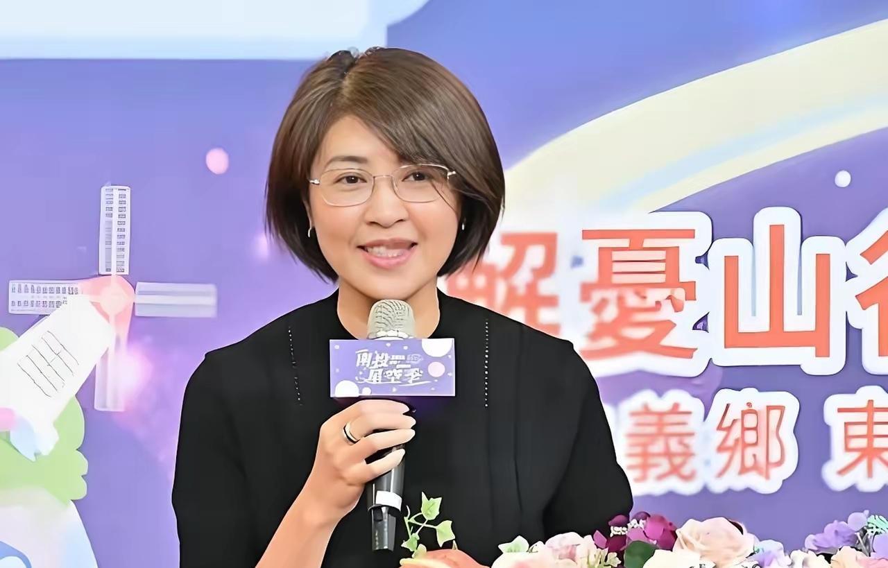 台湾省南投美女县长许淑华闷声做大事，率先利用祖国惠台政策为两岸架起经济合作桥梁。