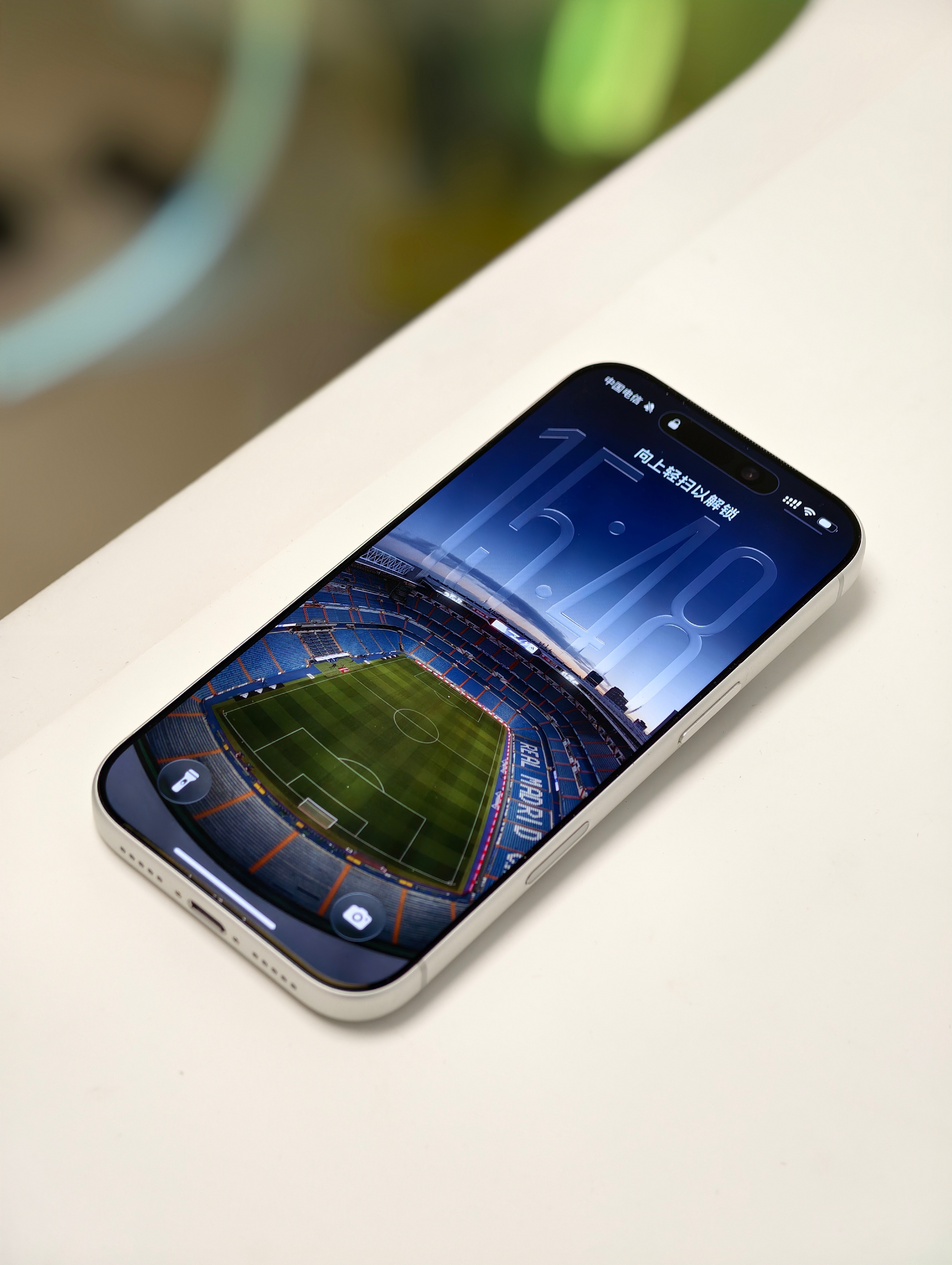 今天在用的景深壁纸给大家端上来了～ 