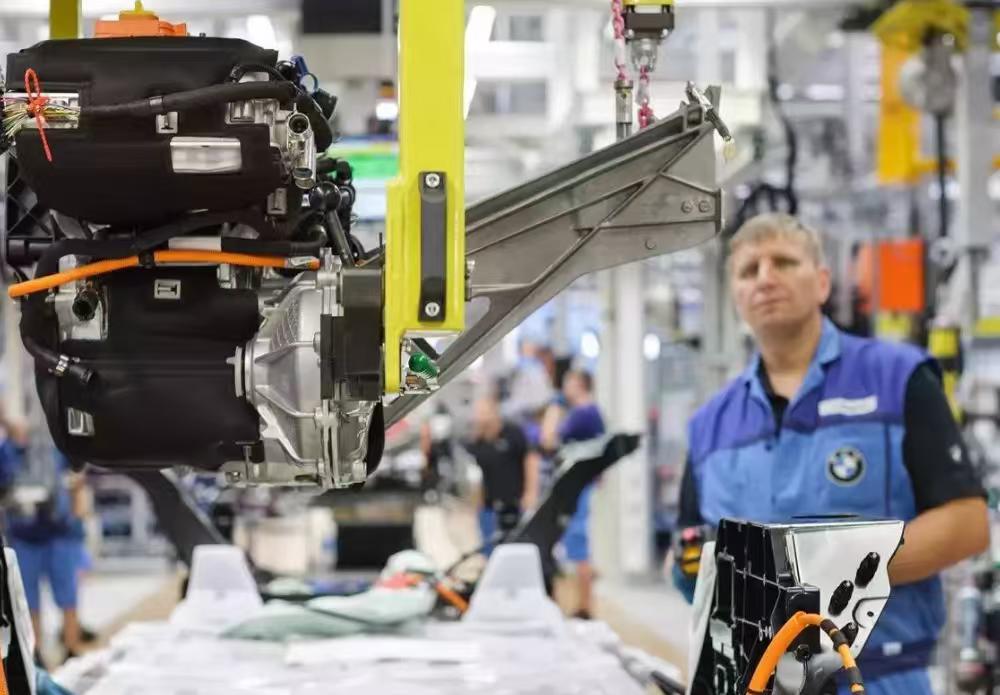 默茨带30家德企来华，一句话道破真相：离不开中国了！

谁也没想到，最近德国总理