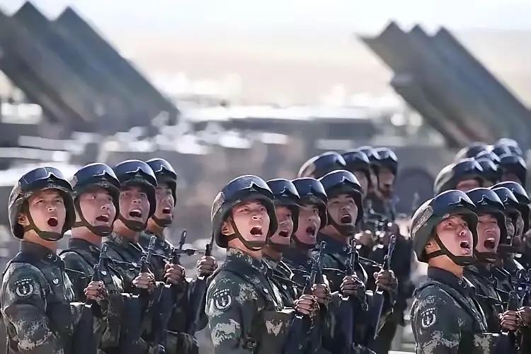 美军罕见承认：全世界仅2国有机会战胜中国！其余国家，连上桌资格都没有。

这话最