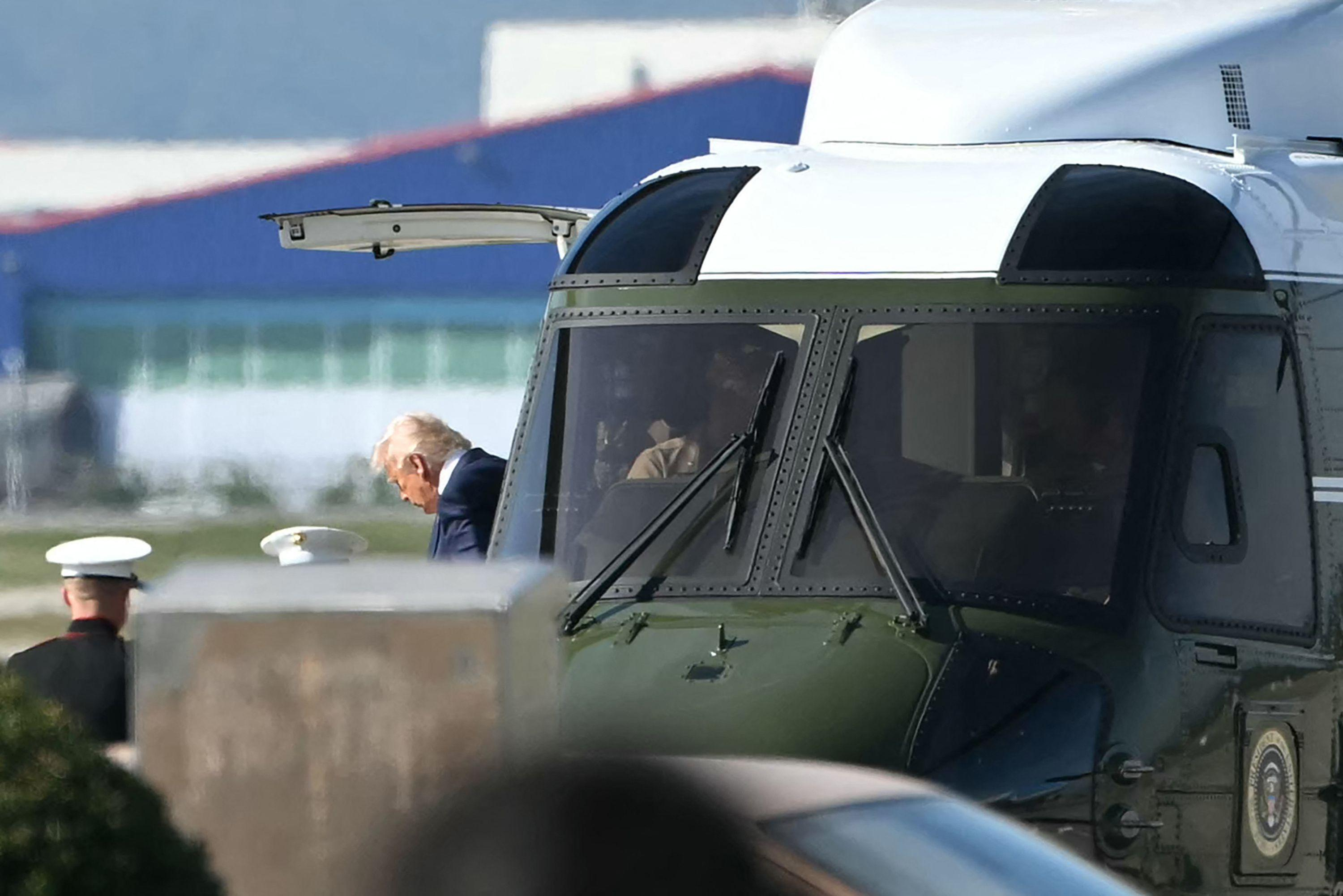 川宝的“马润一号”，怎么在日本的时候还是“海王”，到了韩国就换成新的S-92了？